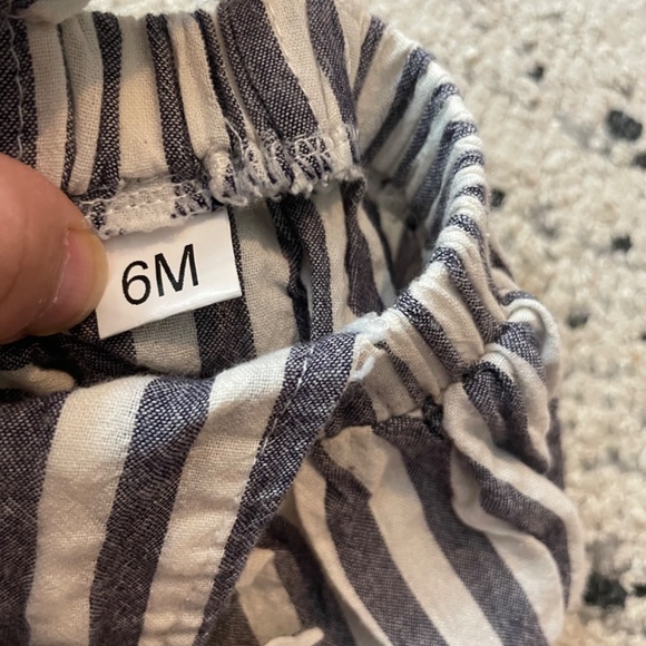 Boutique striped bubble Romper size 6 months gender neutral navy white - Picture 4 of 4